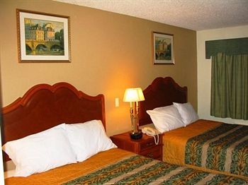 Hotel A Victory Inn - West Dearborn