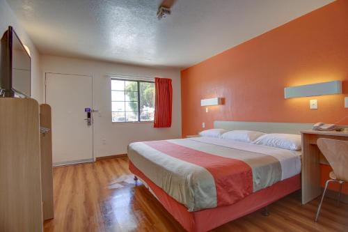 Motel 6 Santa Fe - Cerrillos Road South