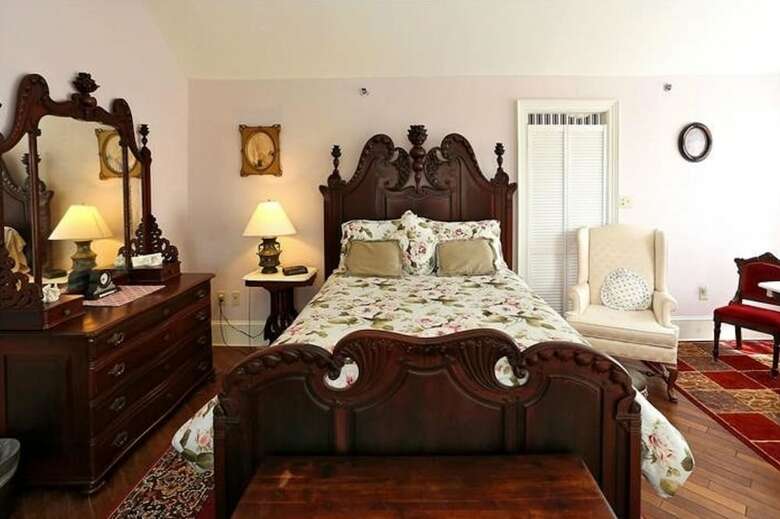 Bed & Breakfast The Doctor's Inn
