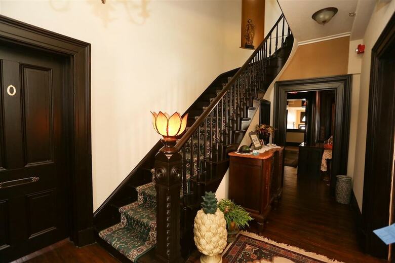 Bed & Breakfast The Doctor's Inn