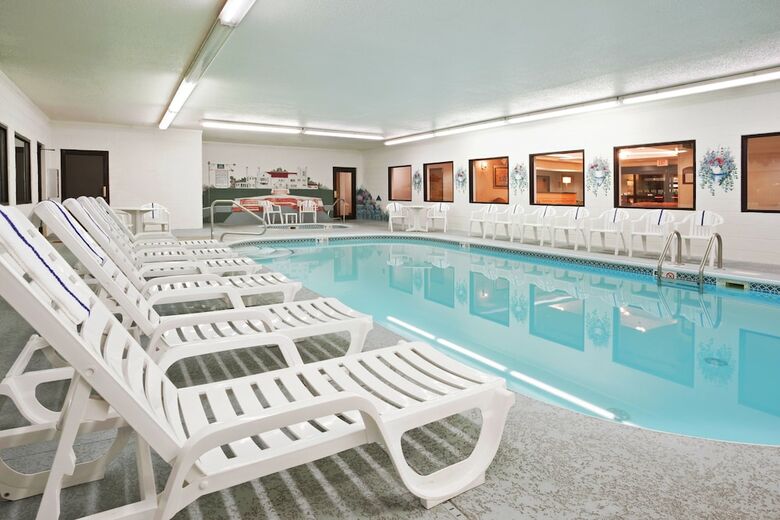 Hotel Holiday Inn Express & Suites Alliance