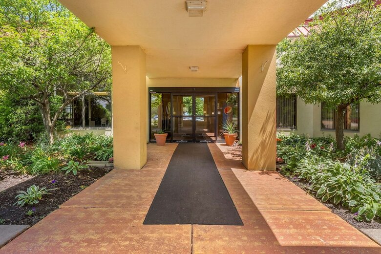 Hotel Comfort Inn