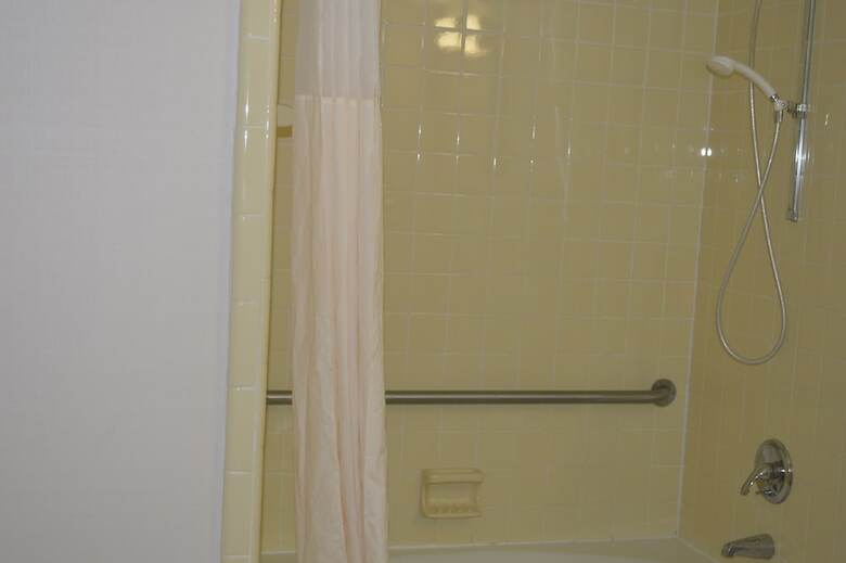 Hotel Quality Inn & Suites