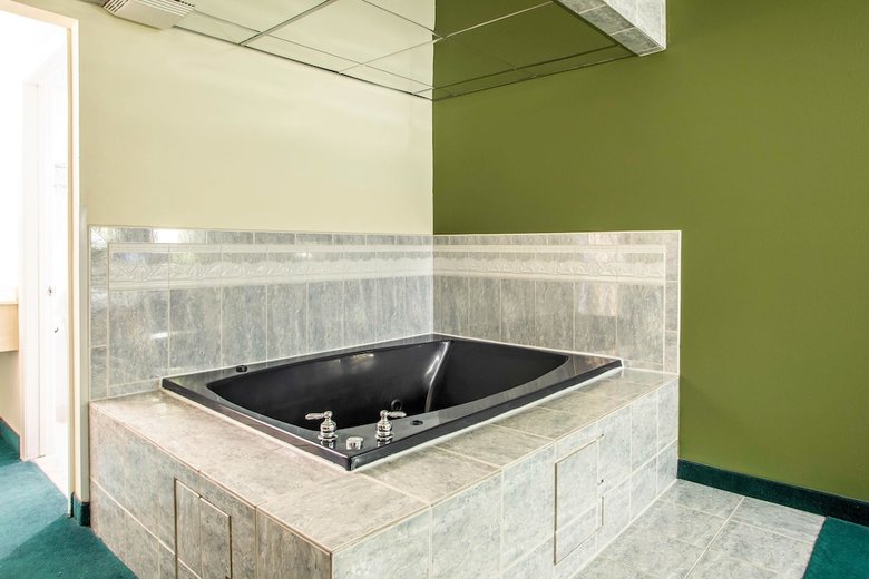 Motel Quality Inn Pleasantville