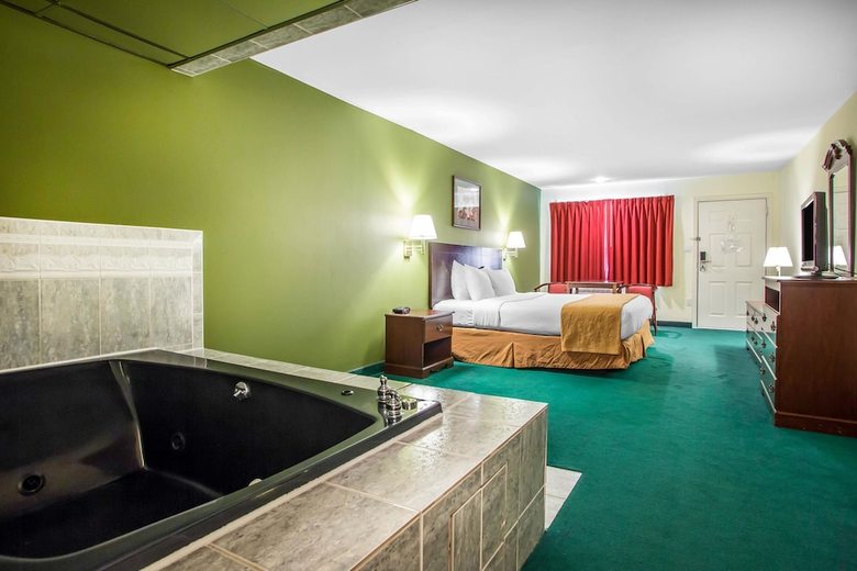 Motel Quality Inn Pleasantville