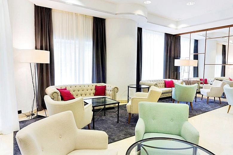 Hotel Gran Via