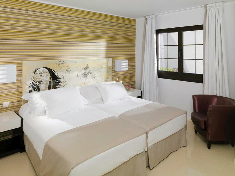 Hotel H10 White Suites - S�lo Adultos