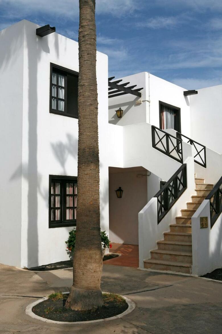 Hotel H10 White Suites - S�lo Adultos