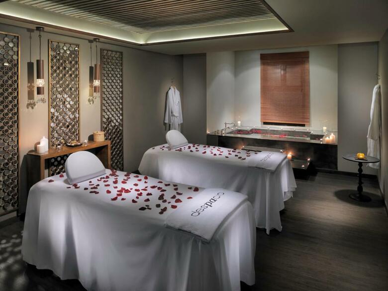 Hotel H10 White Suites - S�lo Adultos