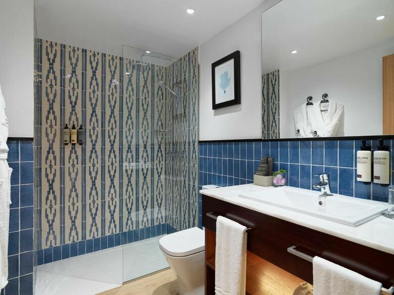 Hotel H10 White Suites - S�lo Adultos