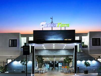 Aparthotel THB Flora