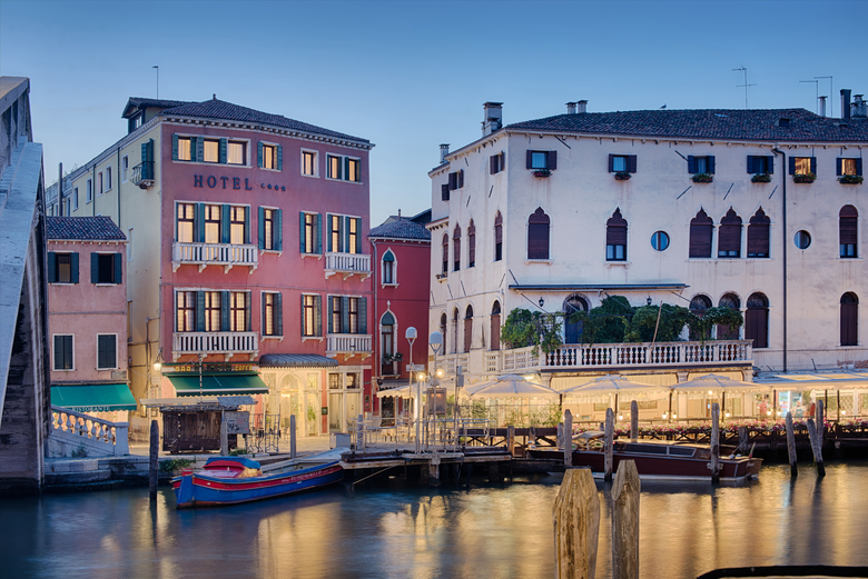 Hotel NH Venezia Santa Lucia