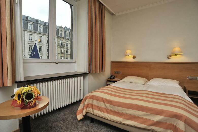 Hotel Golden Tulip Central Molitor