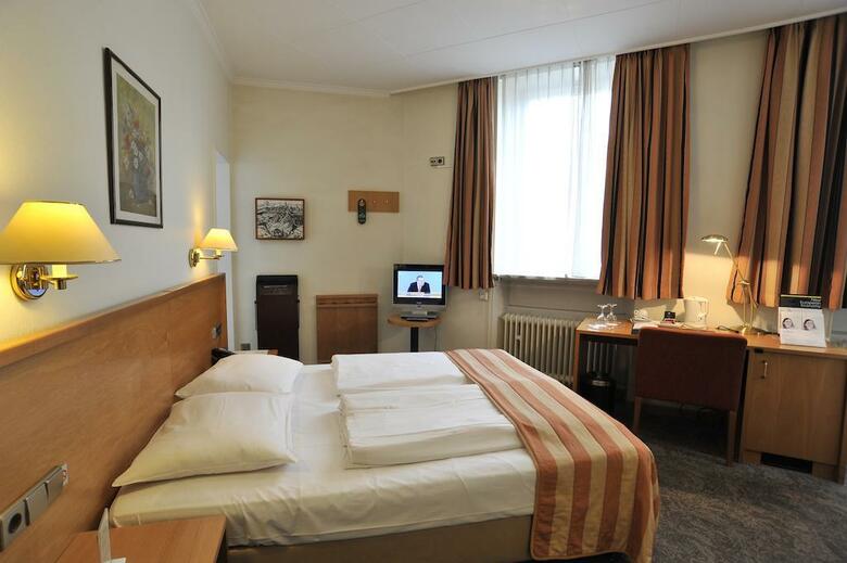 Hotel Golden Tulip Central Molitor