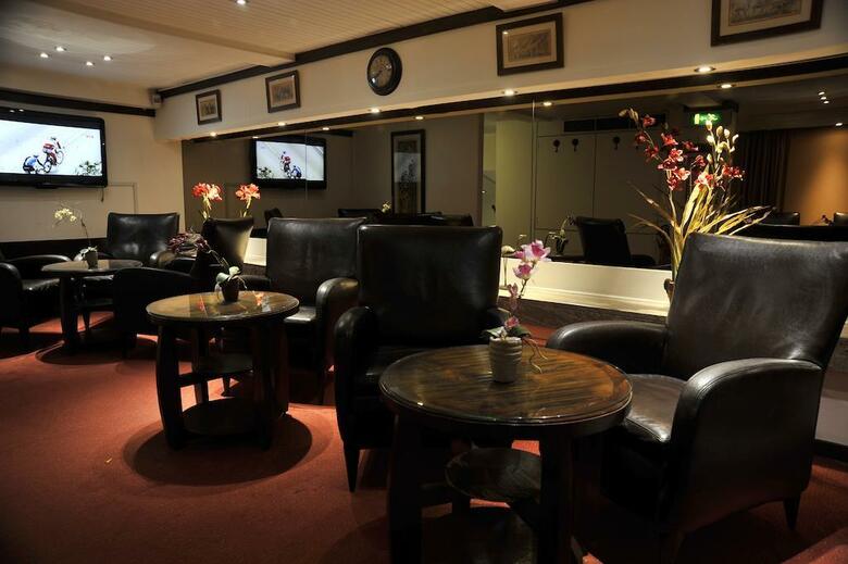 Hotel Golden Tulip Central Molitor