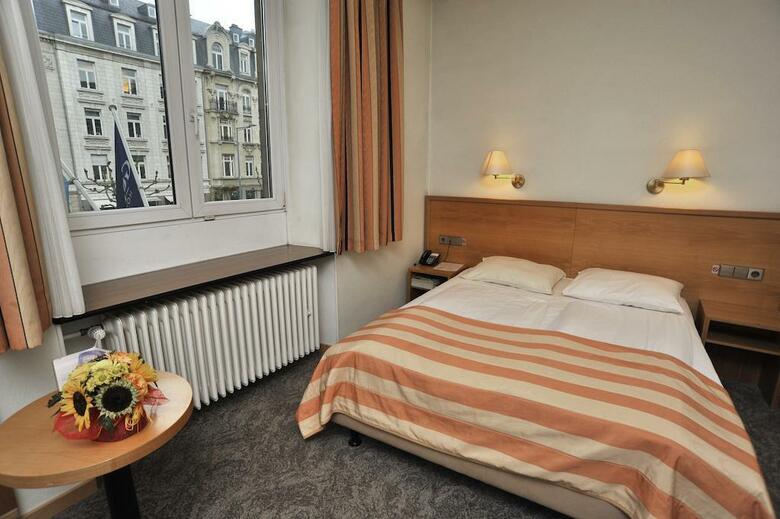 Hotel Golden Tulip Central Molitor