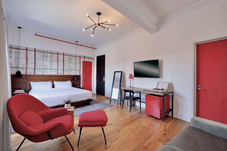 Walper Terrace Hotel