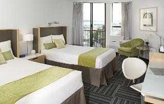 Hotel Coast Bastion Inn