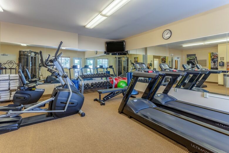 Hotel Candlewood Suites Minot