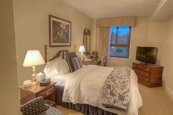 Hotel Bethlehem, A Historic Hotel Of America