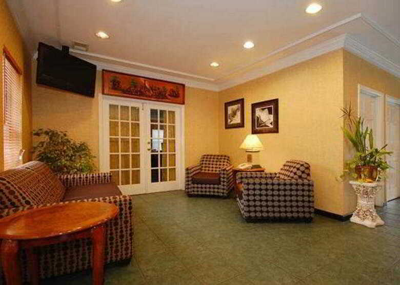 Motel Quality Inn & Suites