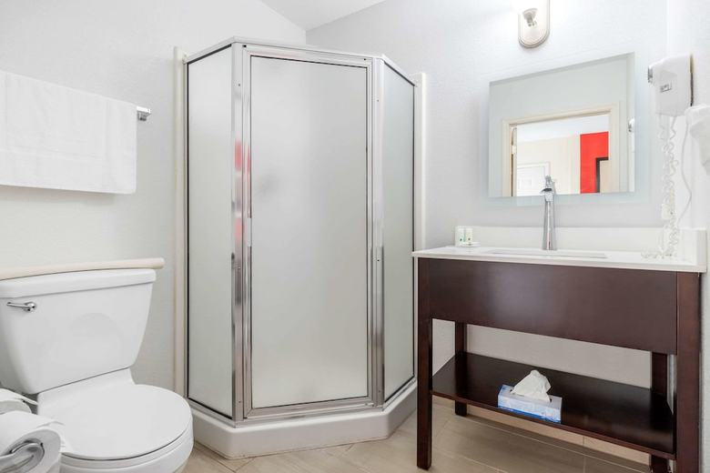 Motel Quality Inn & Suites