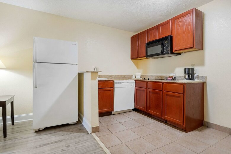 Motel Quality Inn & Suites
