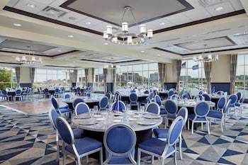 Sheraton Erie Bayfront Hotel