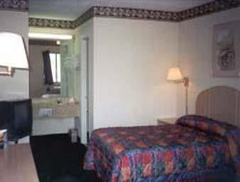 Motel Point South/yemassee Knights Inn