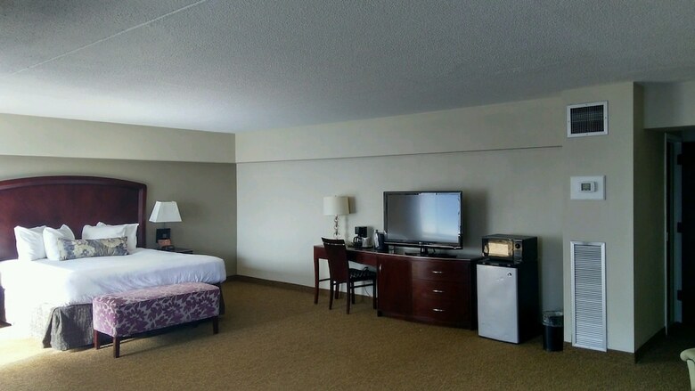 Avalon Hotel & Conference Center