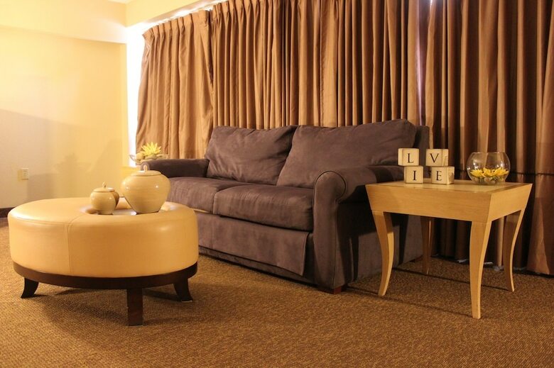 Avalon Hotel & Conference Center