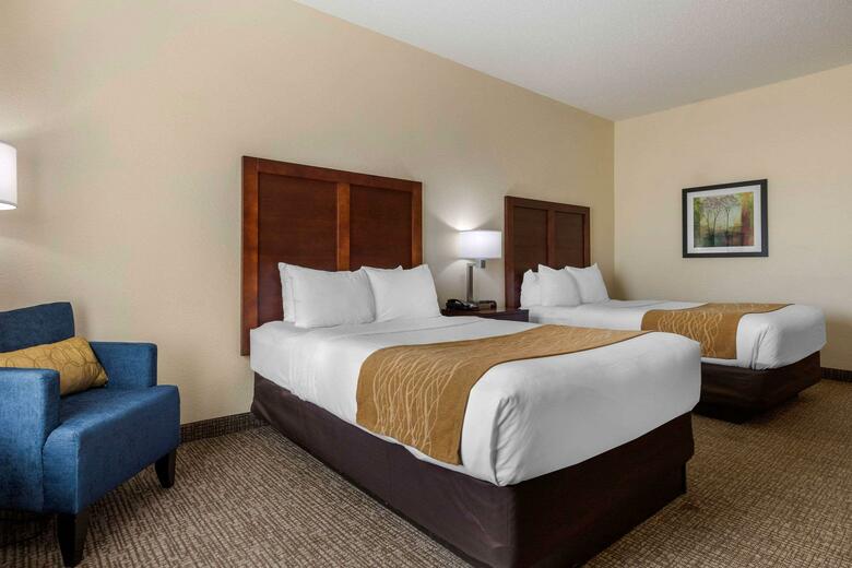 Hotel Comfort Inn & Suites