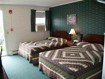 Hostal Swiss Inn & Restaurant