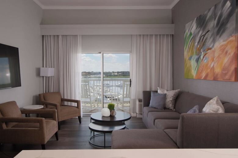 Hotel Courtyard Charleston Waterfront By Marriott