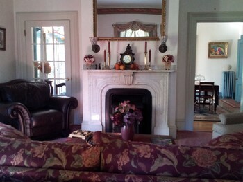 Bed & Breakfast 1868 Crosby House