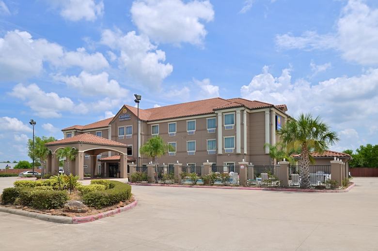 Hotel Comfort Inn And Suites Winnie