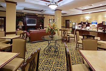Holiday Inn Express Hotel & Suites Wharton
