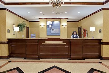 Holiday Inn Express Hotel & Suites Wharton