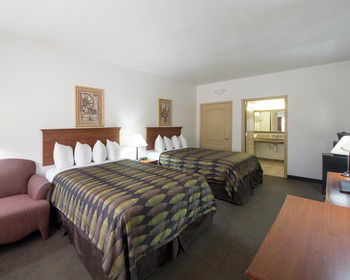 Hotel Quality Inn & Suites