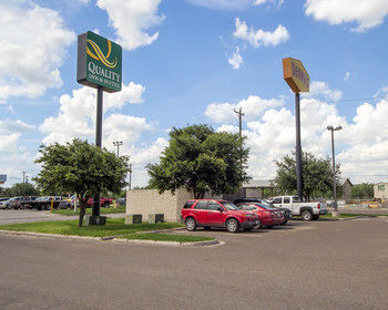 Hotel Quality Inn & Suites