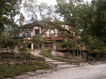 Creekhaven Inn Bed & Breakfast