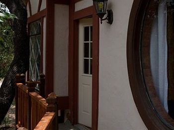 Creekhaven Inn Bed & Breakfast