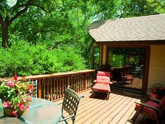 Creekhaven Inn Bed & Breakfast