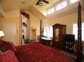 Creekhaven Inn Bed & Breakfast
