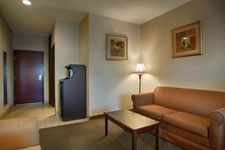 Hotel Best Western Plus La Grange Inn & Suites
