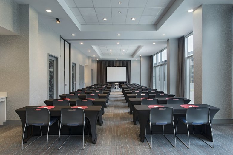 Hotel Aloft Austin At The Domain