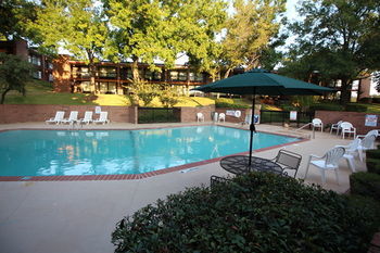 Magnuson Grand Hotel And Conference Center Tyler