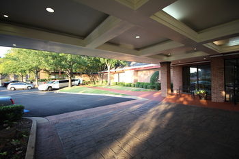 Magnuson Grand Hotel And Conference Center Tyler