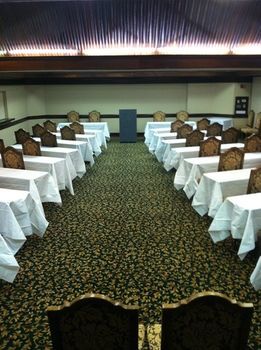 Magnuson Grand Hotel And Conference Center Tyler