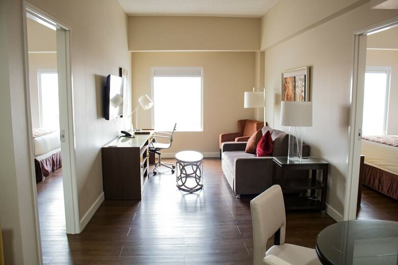 Hotel Hawthorn Suites By Wyndham Mcallen